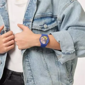 «Girl» von Roy Lichtenstein, die Uhr